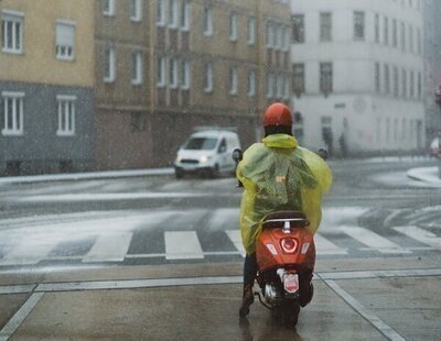 "No es mi problema": la fría reacción de un cliente tras el accidente de un repartidor