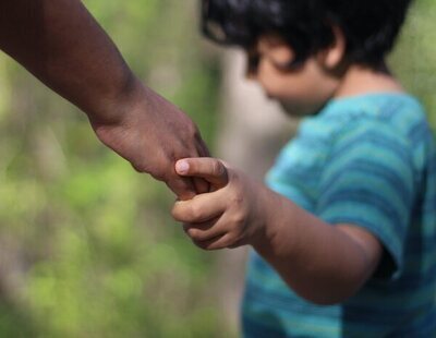 10 hombres drogan y graban la violación de un niño de 5 años con apoyo del padre