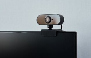 Detenido en Madrid por emitir directos violando de su hija menor para ganar dinero