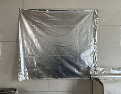 Por qué piden poner papel de aluminio en la pared: recomendación de un arquitecto