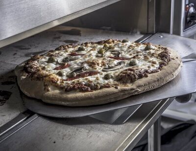 Madrid anuncia inspecciones a una pizzería con un robot como único empleado