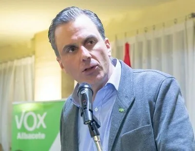 Sale a la luz la causa de la expulsión de Javier Ortega Smith de VOX: guerra en la cúpula