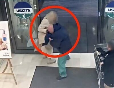 Graban el intento de secuestro de una niña en un supermercado: le rompen una pierna
