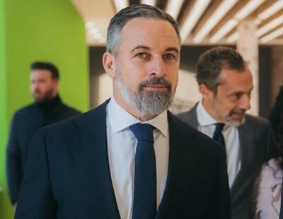 VOX rompe con su origen: la cúpula pierde a históricos mientras Abascal sigue al frente