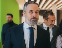 VOX rompe con su origen: la cúpula pierde a históricos mientras Abascal sigue al frente
