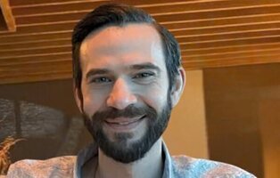 Un ejecutivo de 36 años se suicida tras una relación sentimental con una IA de Google