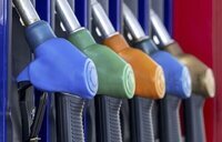 ¿Por qué el diésel es más caro que la gasolina? Las claves del sorpasso en las gasolineras