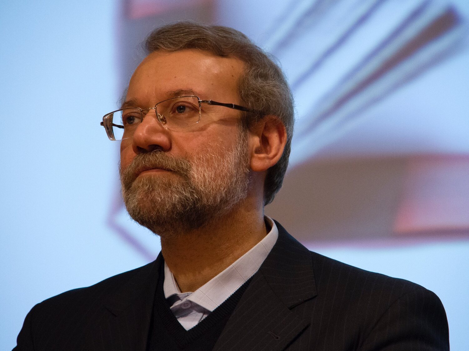 Israel anuncia la muerte de Ali Larijani, figura clave del régimen iraní