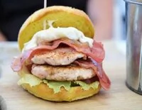 Alerta alimentaria: retiran estas hamburguesas de pollo del supermercado