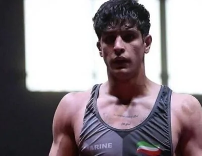 Irán ahorca a Saleh Mohammadi, campeón de lucha de 19 años