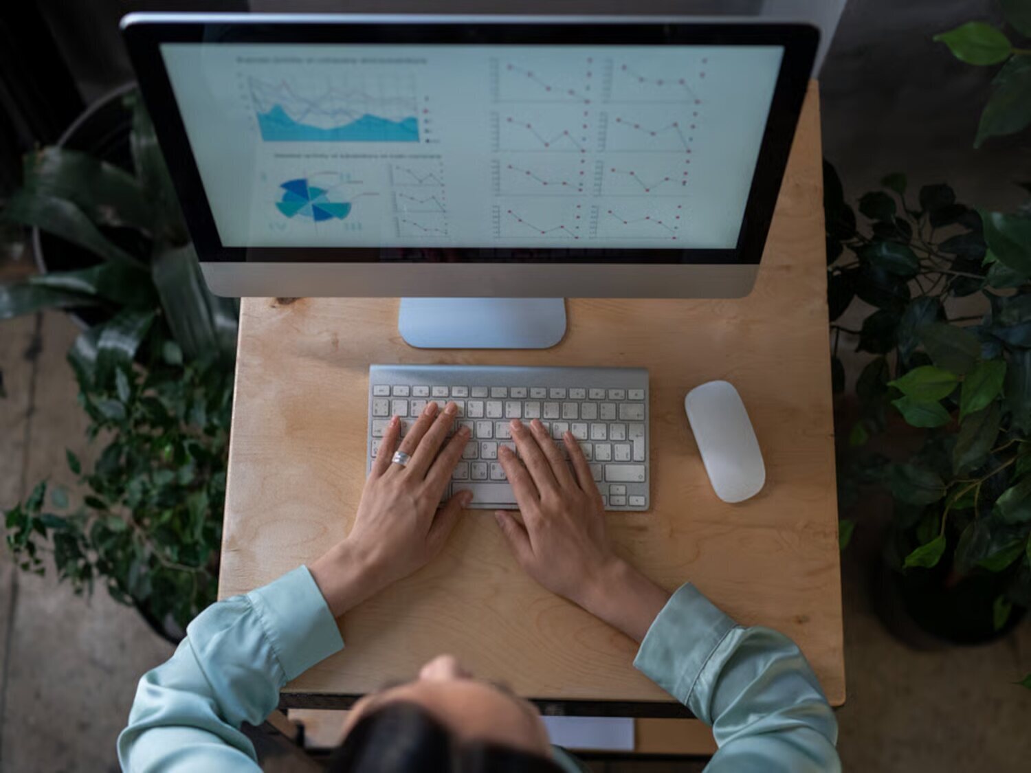 Trabajo prepara una reforma para que las empresas vigilen el estrés laboral