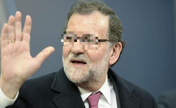 PROHIBIDO GRABAR CON EL MÓVIL A MARIANO RAJOY, advierte el presidente del tribunal a los periodistas