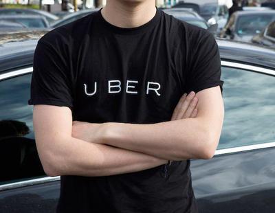 Graba a su conductor de Uber recibiendo sexo oral de una prostituta en pleno trayecto
