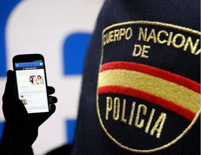 Detenida por celebrar la muerte de un policía en Facebook