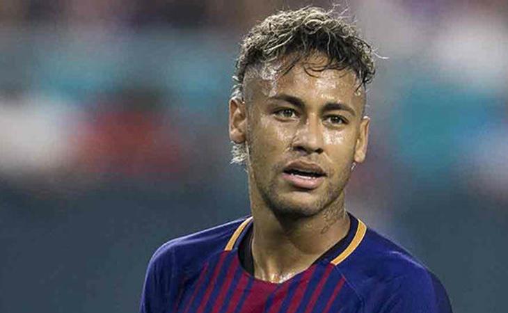 Neymar ha fichado por el PSG con la cifra más alta de la historia del fútbol