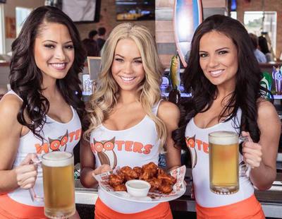 Hooters, el restaurante acusado de machismo, continuará su desembarco en España