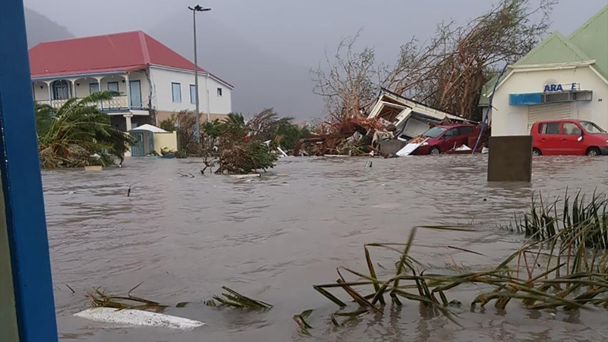 El devastador paso de Irma