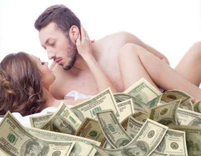 El sexo proporciona más felicidad que tener dinero y este es el motivo