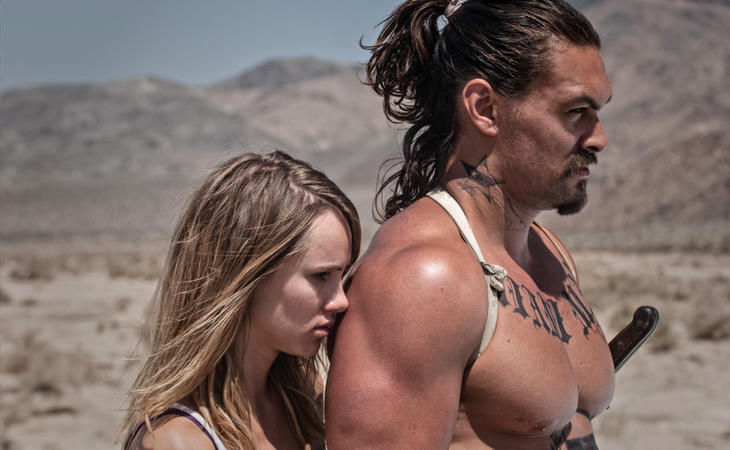 Suki Watherhouse y Jason Momoa protagonizan 'The Bad Batch'