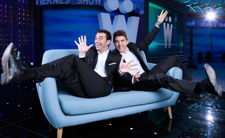 Arturo Valls y Manel Fuentes en una imagen promocional de 'Los viernes al show'