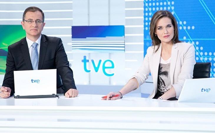 TVE relegó la cobertura informativa al canal 24 horas donde realizó una tertulia de seis horas