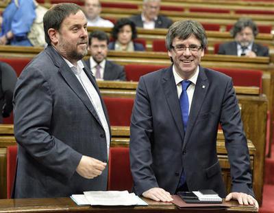 Puigdemont declara la independencia pero la suspende para abrir diálogo