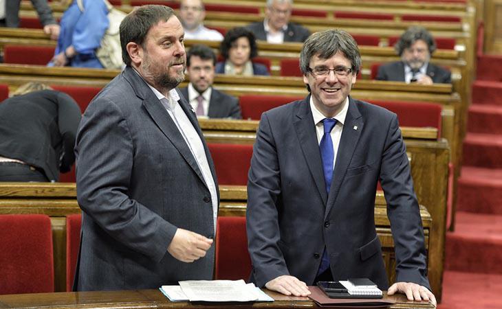 Sigue en DIRECTO la comparecencia de Puigdemont ante el Parlament en la que se podría declarar la independencia de Cataluña #10oct