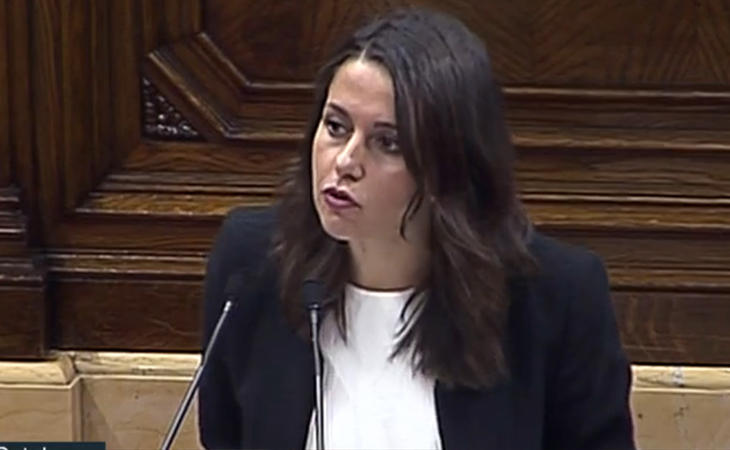 Inés Arrimadas a Puigdemont: 'Está usted solo en Europa. Ustedes han roto la convivencia en Cataluña'