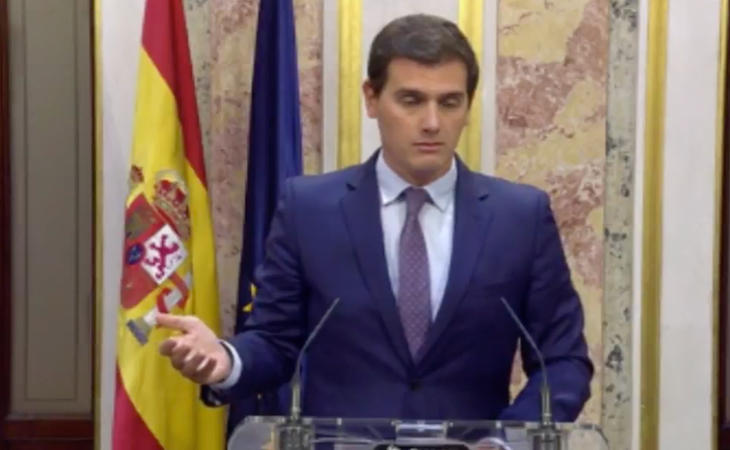 Albert Rivera pide elecciones en Cataluña: 'Hay futuro, pero pasa por cambiar al conductor suicida'