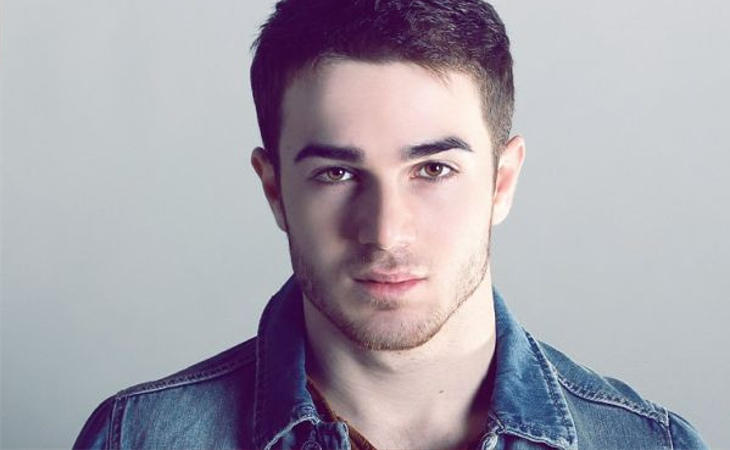 El cantante Zelimkhan Bakaev