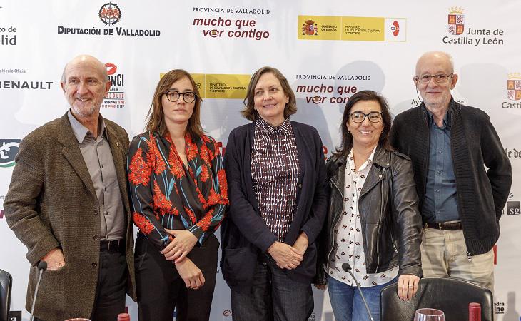 Javier Angulo (SEMINCI), Jara Yáñez  (Caimán Cuadernos de Cine), Cristina Andreu (CIMA), Concha Gómez (Universidad  Carlos III) y Carlos Heredero (Caimán Cuadernos de Cine) en el Foro Mujeres en  el Cine Español