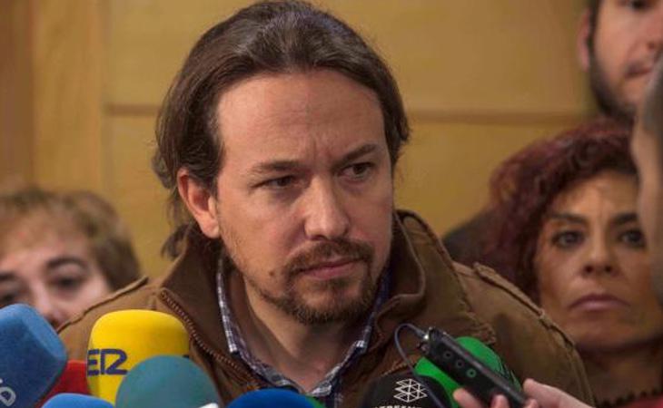 Podemos ha intentado mantener una postura alejada de los extremos de PP y los independentistas