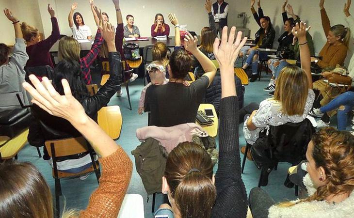 Una de las asambleas de los trabajadores de Bershka