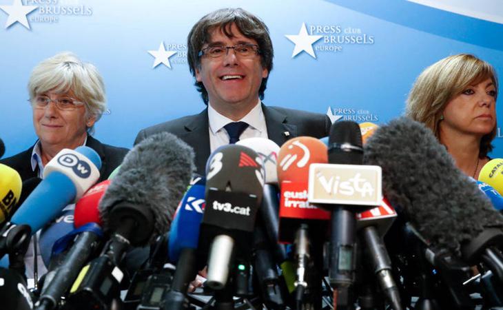 El expresidente de la Generalitat, Carles Puigdemont, durante su rueda de prensa en Bruselas