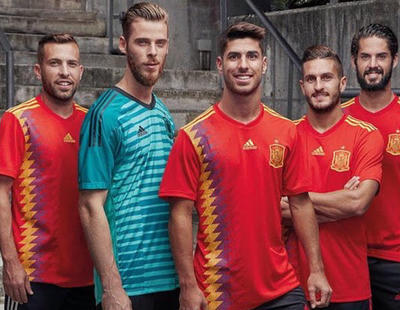 España jugará el Mundial de Rusia en 2018 con una camiseta 'republicana'