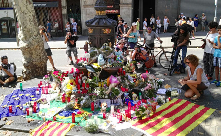 La ola de solidaridad tras los atentados de Barcelona recorrió todo el planeta