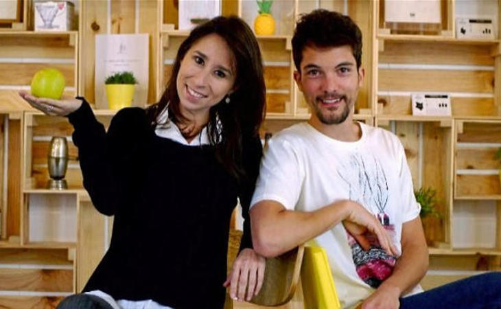 Chema junto a Natalia Pedrajas (Foto de El Mundo