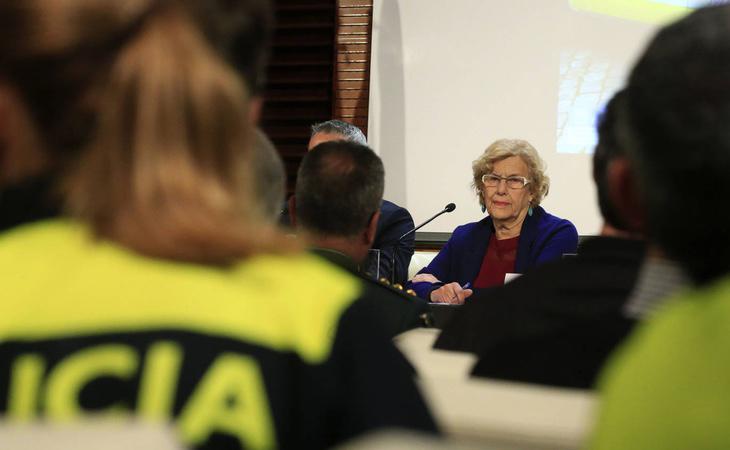 Manuela Carmena, periodistas, inmigrantes y políticos de izquierda fueron insultados y amenazados en un chat de policías municipales de Madrid