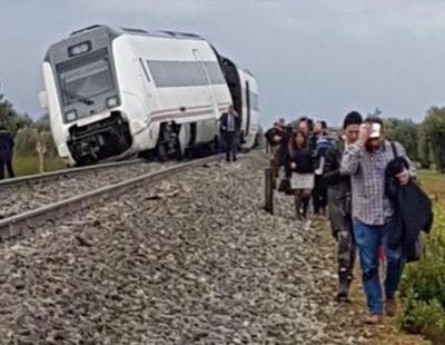 27 heridos tras descarrilar un tren que realizaba el trayecto Sevilla-Málaga