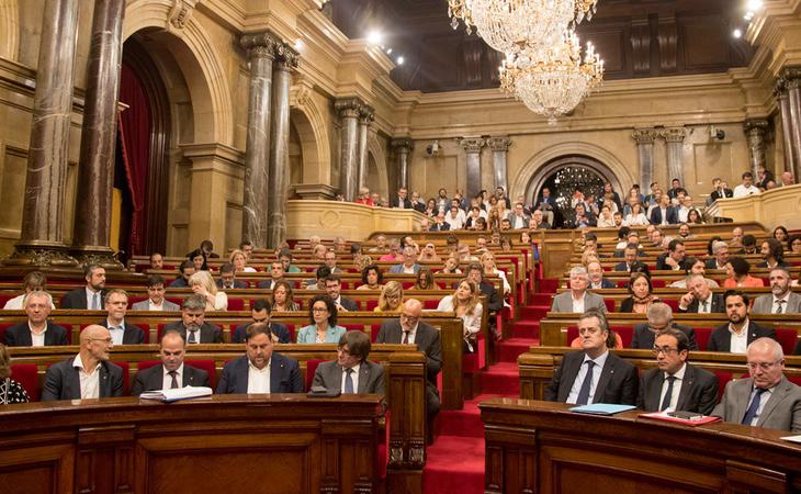 El PDeCAT se hunde en las encuestas al Parlament