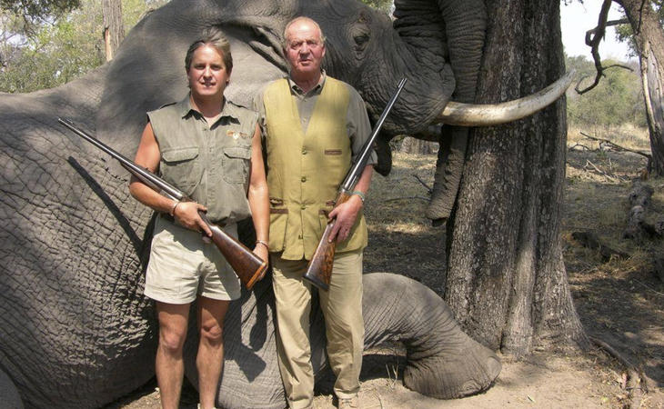 El rey emérito Juan Carlos tuvo que pedir perdón por la caza de elefantes que salió al descubierto