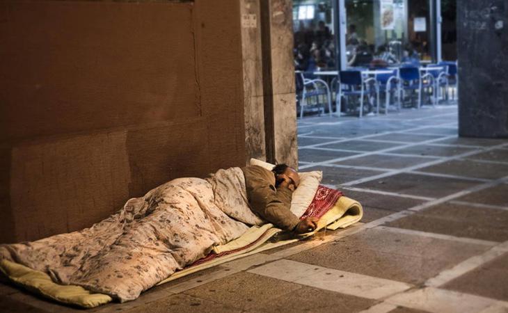 Muchas personas sin techo pasan el invierno en la calle a temperaturas bajo cero