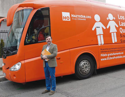 La Generalitat multa a Hazte Oir por la campaña que hizo con su autobús tránsfobo