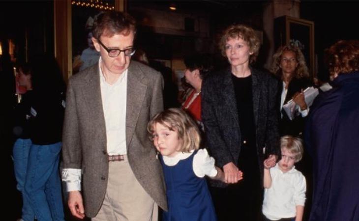 Dylan Farrow, hija adoptiva de Allen, denunció en una carta abierta en 2014 los abusos de su padre cuando era una niña