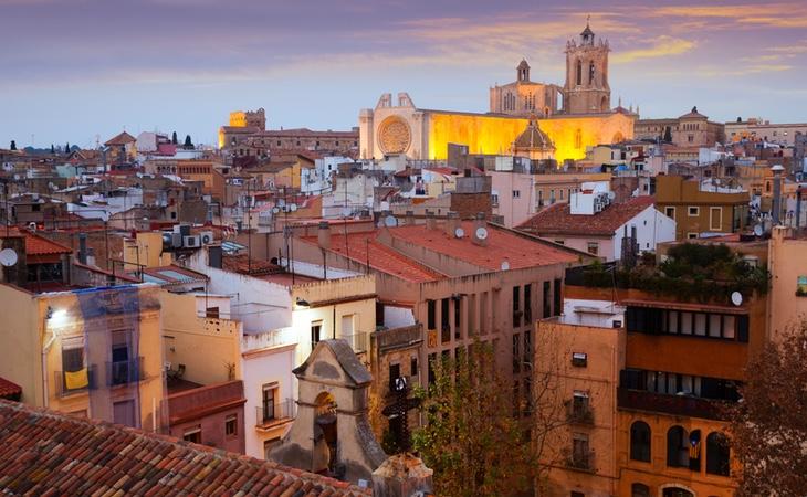 La ciudad presume de una colección única de monumentos romanos y medievales