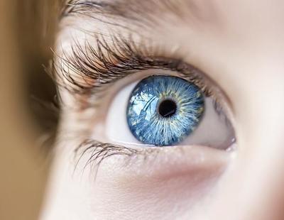 ¿Es posible desafiar a la genética y conseguir tener ojos azules?