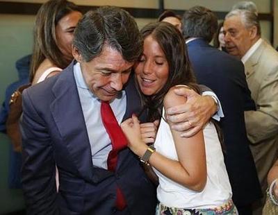 González dio 145.000 euros a sus hijas para comprar pisos de Protección Pública de su gobierno