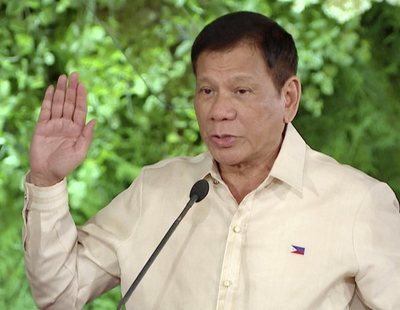 El presidente filipino anima a "disparar en la vagina" a las guerrilleras porque sin ella "son inútiles"