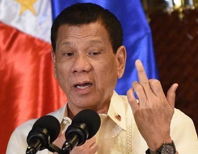 El presidente filipino pide dejar de usar preservativos: "no es placentero"