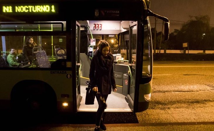 Las jóvenes en Vigo ya han empezado a utilizarlo y todas coinciden en que es una decisión muy positiva